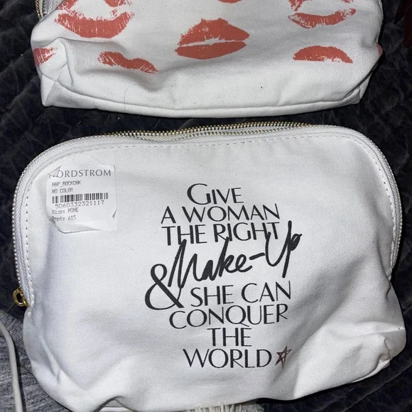 NEW Charlotte Tilbury Canvas Make up Bag with Lips - Picture 5 of 5